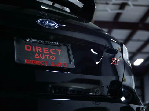 Used 2018 Ford Focus ST image 13