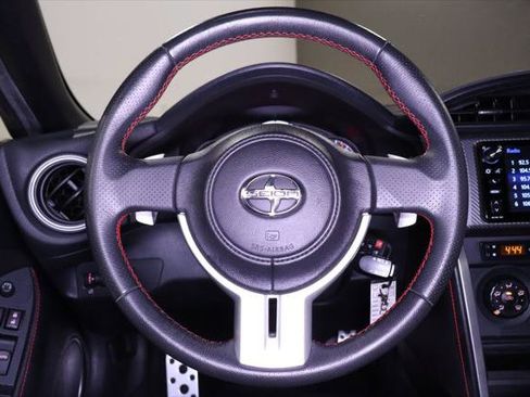 Used 2016 Scion FR-S RWD image 18