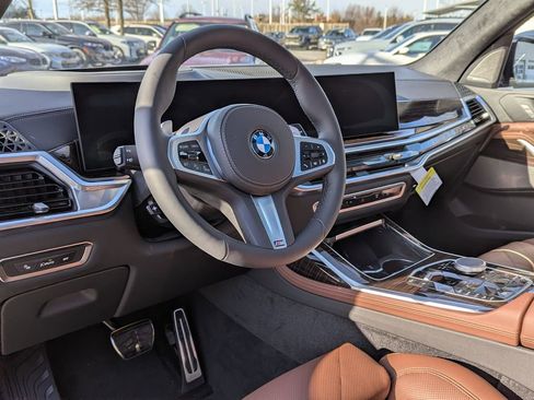 New 2026 BMW X7 xDrive40i image 13