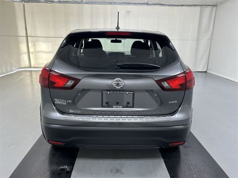 Used 2018 Nissan Rogue Sport S w/ S Appearance Package image 7