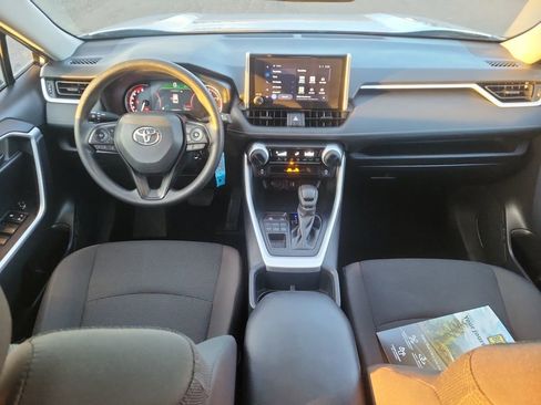 Certified 2025 Toyota RAV4 LE image 14