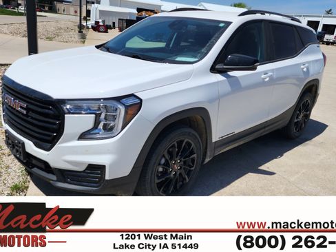 Used 2024 GMC Terrain SLE w/ Driver Convenience Package AWD/4WD image 1