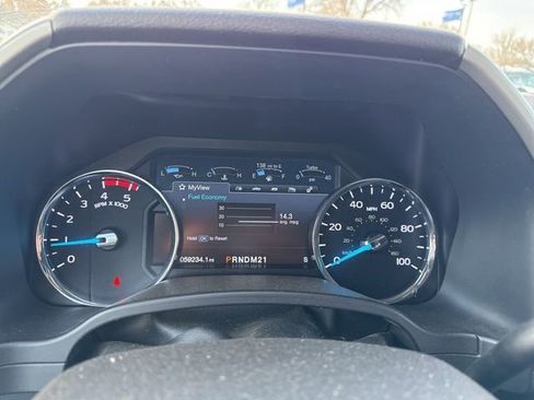 Used 2017 Ford F250 Lariat image 18