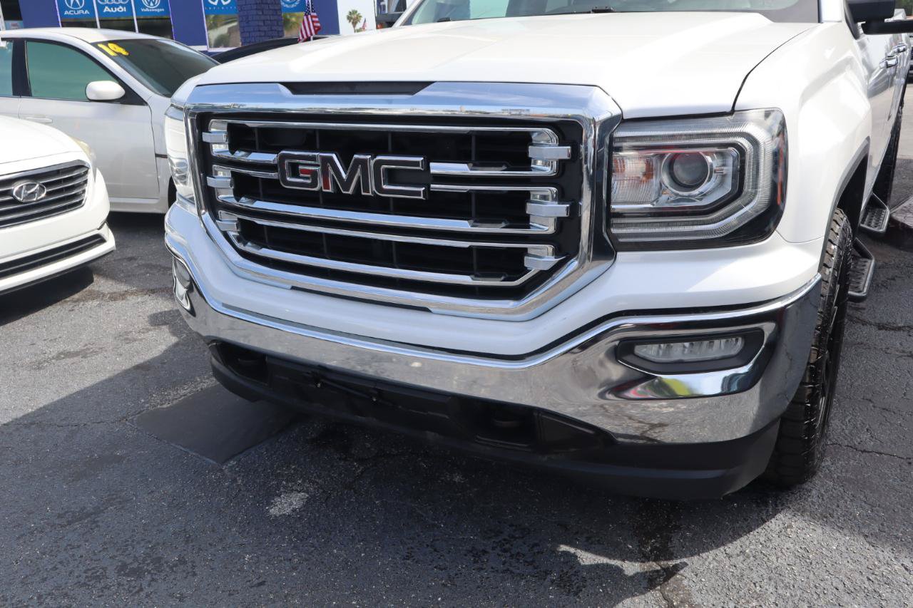 Used 2017 GMC Sierra 1500 SLT w/ SLT Premium Package AWD/4WD image 31