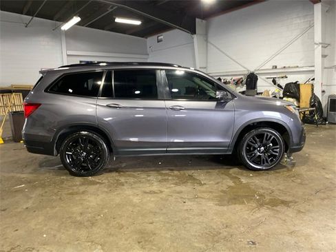 Used 2021 Honda Pilot Special Edition image 3