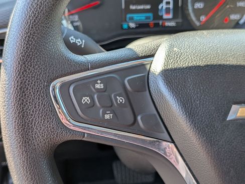 Used 2017 Chevrolet Cruze LT w/ Sun And Sound Package FWD image 18