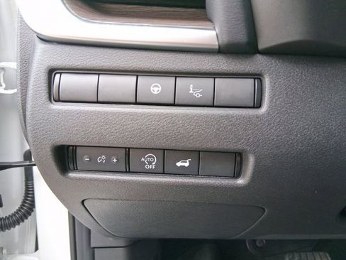 New 2026 Nissan Rogue Platinum image 28