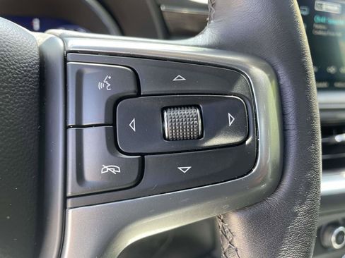 Used 2022 Chevrolet Tahoe Z71 w/ Luxury Package image 9