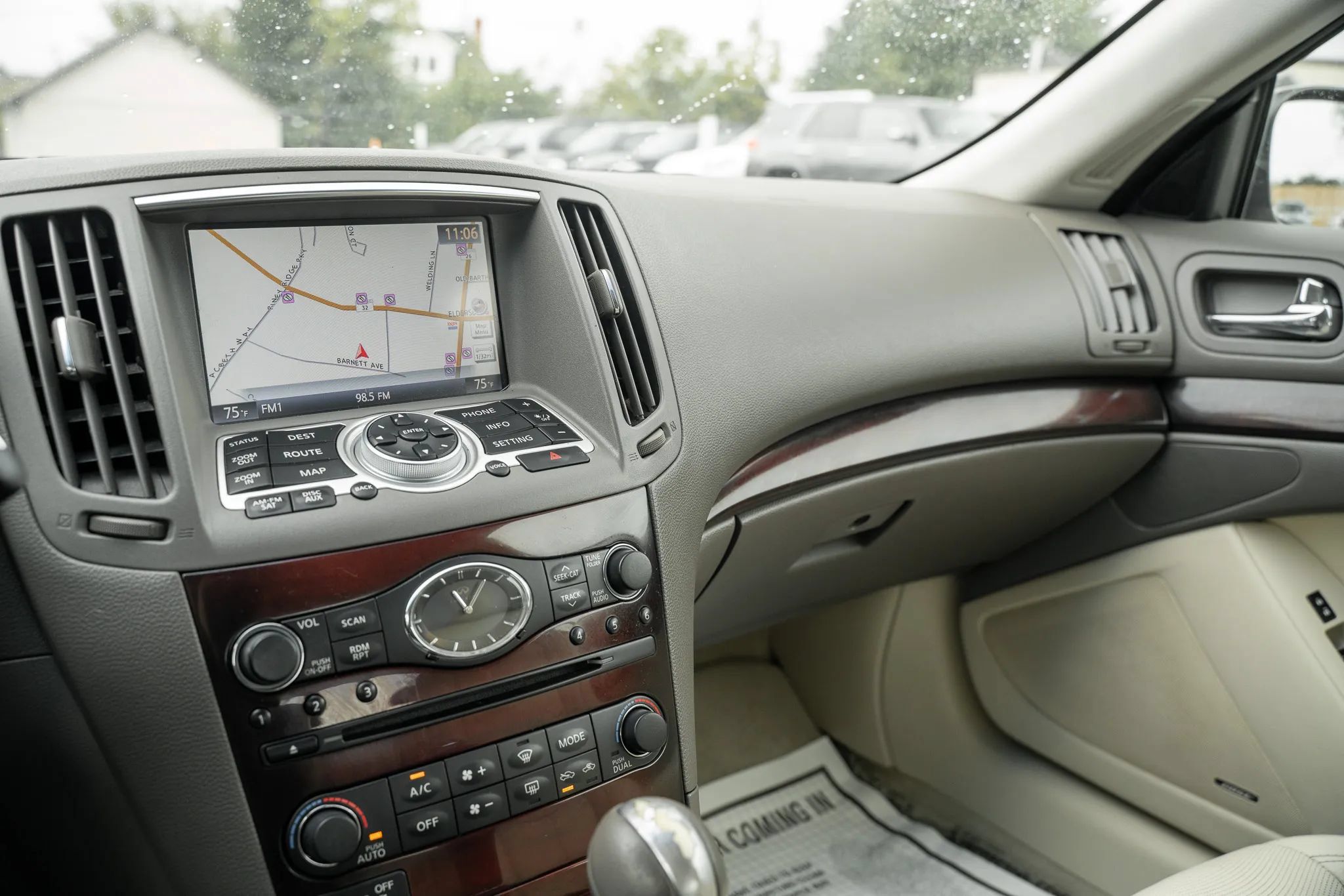 Used 2012 INFINITI G37 Convertible w/ Premium Pkg RWD image 17