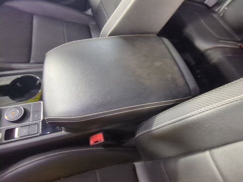 Used 2023 Volkswagen Atlas Cross Sport SE image 17