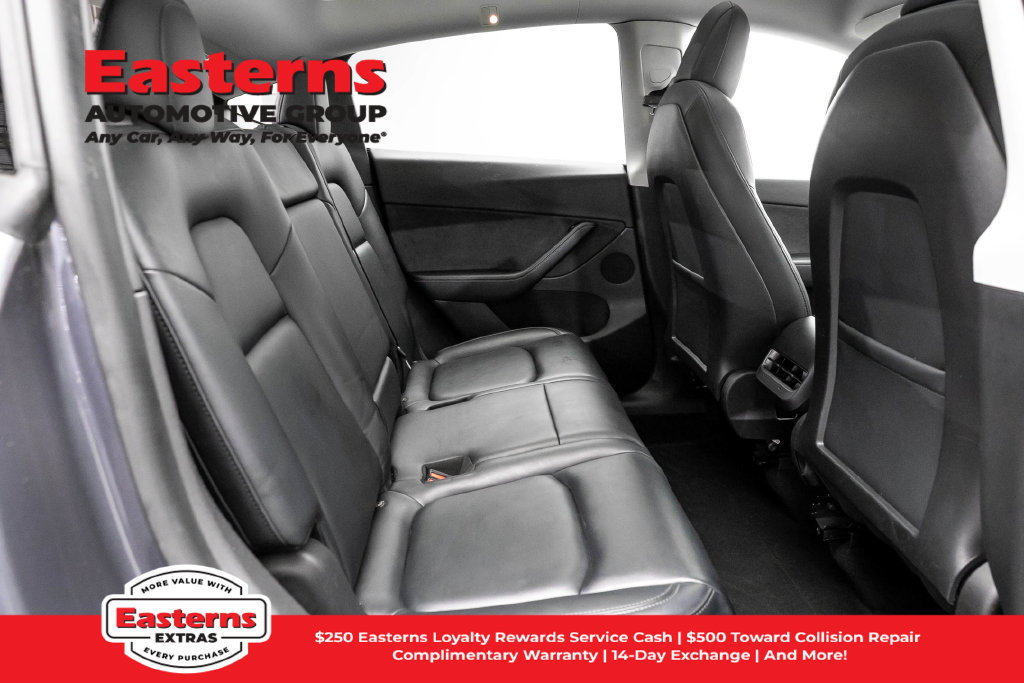 Used 2022 Tesla Model Y Long Range AWD/4WD image 18