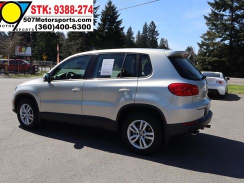 Used 2013 Volkswagen Tiguan S FWD image 6