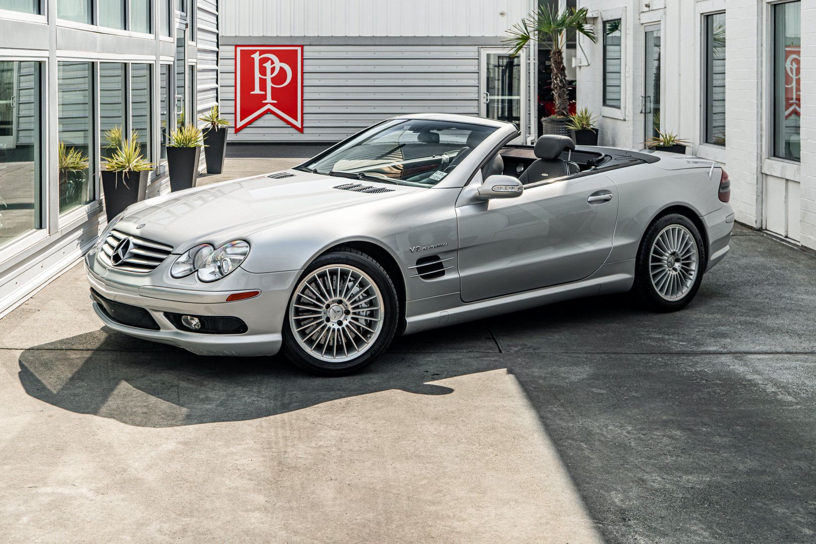 Used 2003 Mercedes-Benz SL 55 AMG image 2