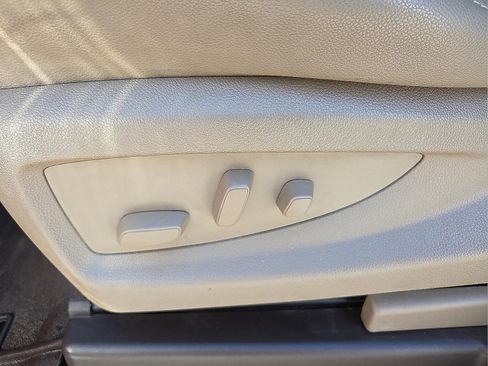 Used 2018 GMC Sierra 1500 SLT w/ SLT Premium Package image 14