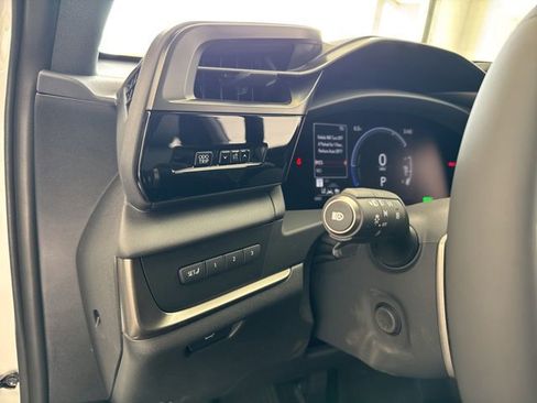 New 2026 Lexus RZ 350e 2WD image 31