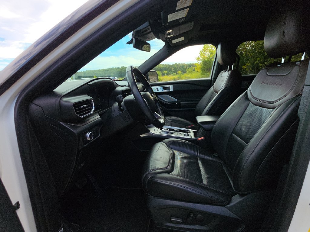 Used 2022 Ford Explorer Platinum w/ Equipment Group 601A AWD/4WD image 8
