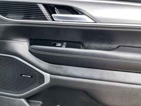 New 2026 Jeep Grand Wagoneer Limited w/ 8-Passenger Seating Package image 31