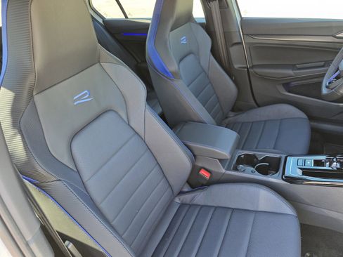 Used 2025 Volkswagen Golf R Black Edition image 23