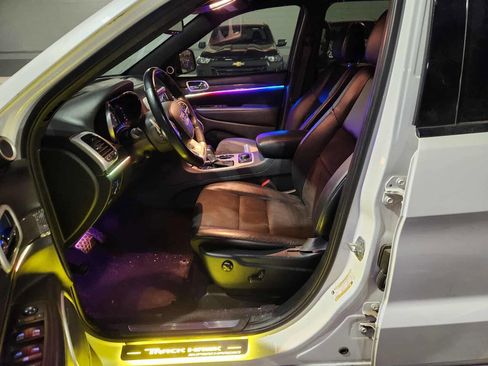 Used 2018 Jeep Grand Cherokee Trackhawk w/ Trailer Tow Group IV image 44