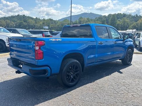 Used 2024 Chevrolet Silverado 1500 Custom AWD/4WD image 8