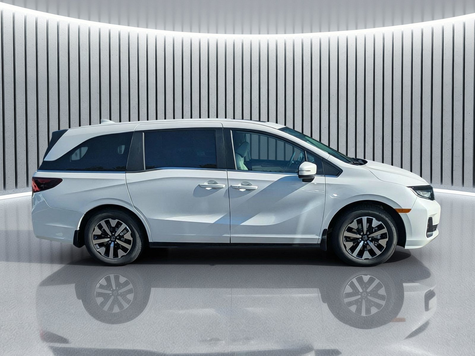 New 2027 Honda Odyssey EX-L image 3