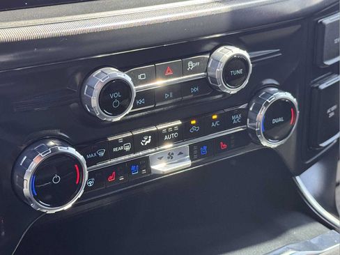 Used 2025 Ford F150 Raptor AWD/4WD image 19