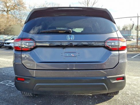 Certified 2023 Honda Pilot LX image 5