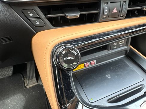 Used 2025 Lexus NX 350h AWD w/ Cold Area Package image 29