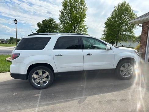 Used 2017 GMC Acadia Limited SLT FWD image 6