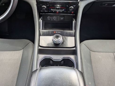 Used 2024 Jeep Grand Cherokee Laredo w/ Luxury Tech Group I AWD/4WD image 20