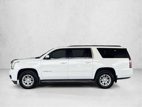 Used 2020 GMC Yukon XL SLE w/ Convenience Package RWD image 2