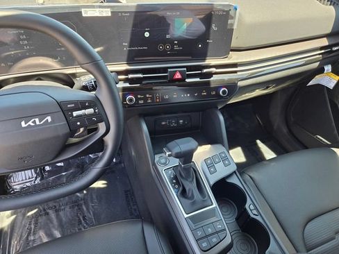 New 2026 Kia Sportage SX FWD image 11