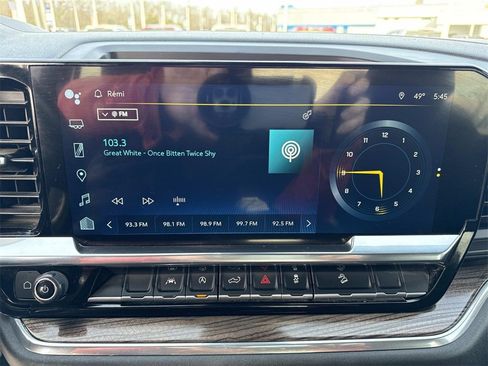 Used 2024 Chevrolet Silverado 1500 RST w/ Z71 Off-Road Package image 17