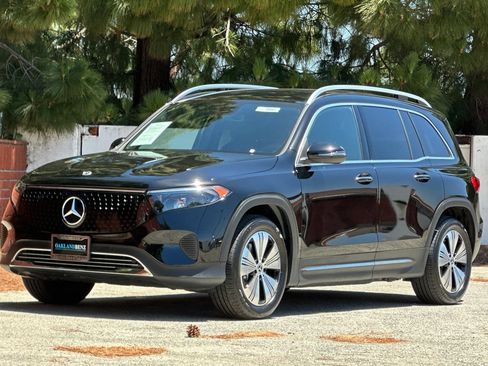 Certified 2024 Mercedes-Benz EQB 300 4MATIC image 9