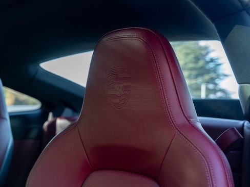 Certified 2024 Porsche 911 Carrera S w/ Sport Package image 33