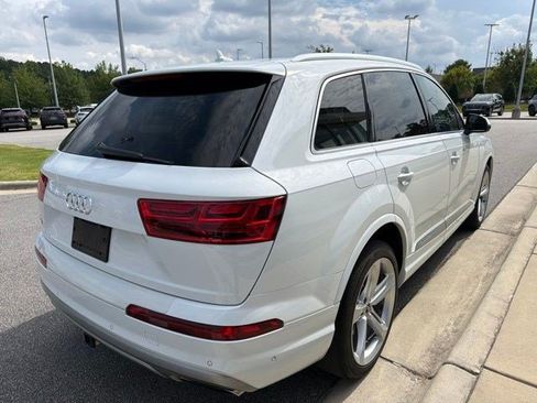Used 2019 Audi Q7 3.0T Prestige AWD/4WD image 5