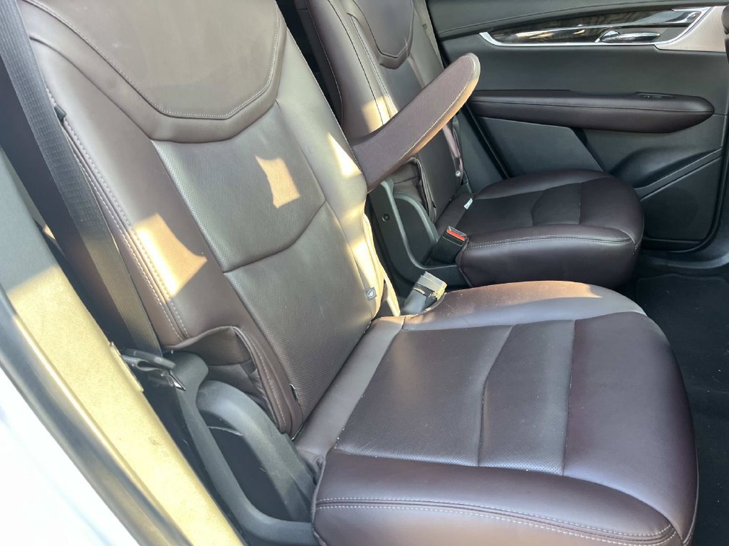 Used 2021 Cadillac XT6 Premium Luxury FWD image 27