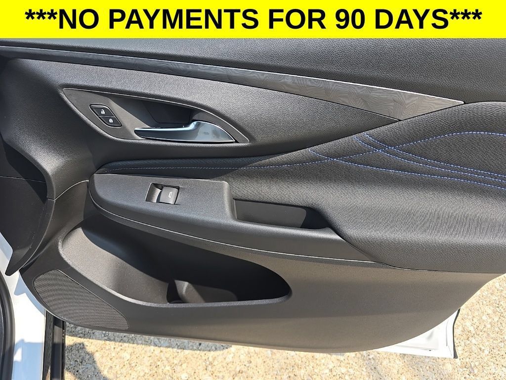 New 2026 Buick Envista Sport Touring w/ Convenience I Package FWD image 9