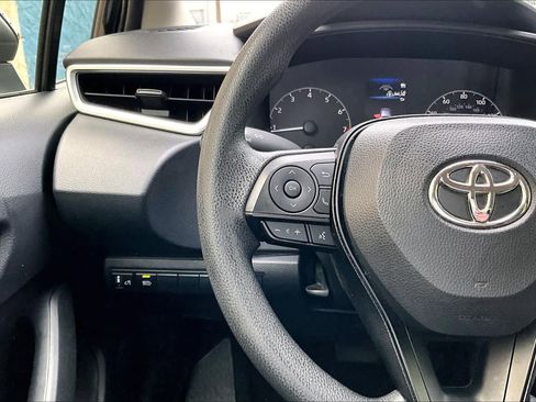 Used 2023 Toyota Corolla LE w/ LE Convenience Package FWD image 23