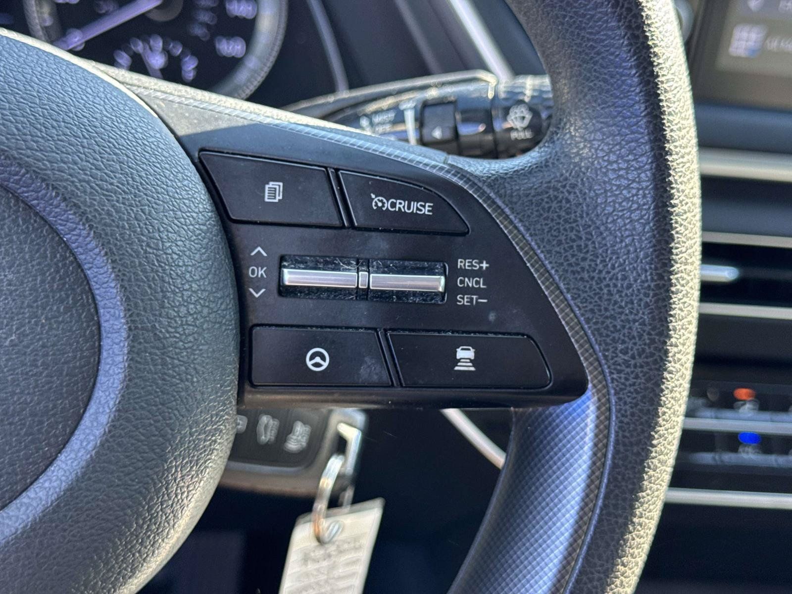 Used 2021 Hyundai Sonata SE w/ Winter Weather Package FWD image 16