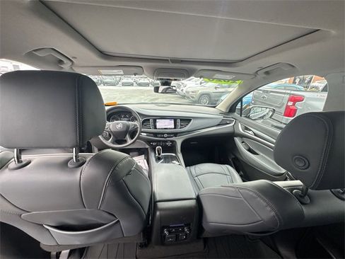 Used 2020 Buick Enclave Essence w/ Sound and Sites Package image 21