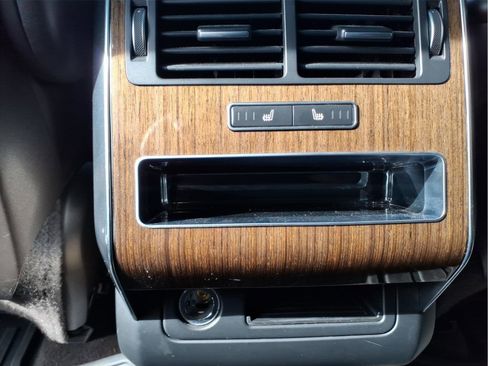 Used 2016 Land Rover Range Rover Sport HSE image 14