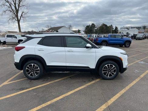 New 2026 Chevrolet TrailBlazer LT w/ Convenience Package image 6