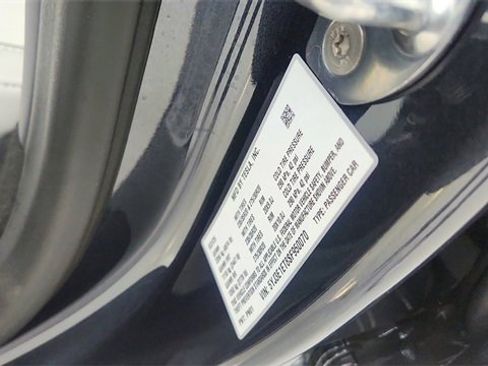 Used 2025 Tesla Model 3 Performance image 64