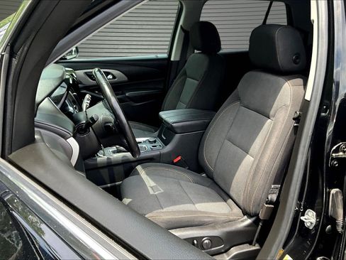 Used 2019 Chevrolet Traverse LT AWD/4WD image 13