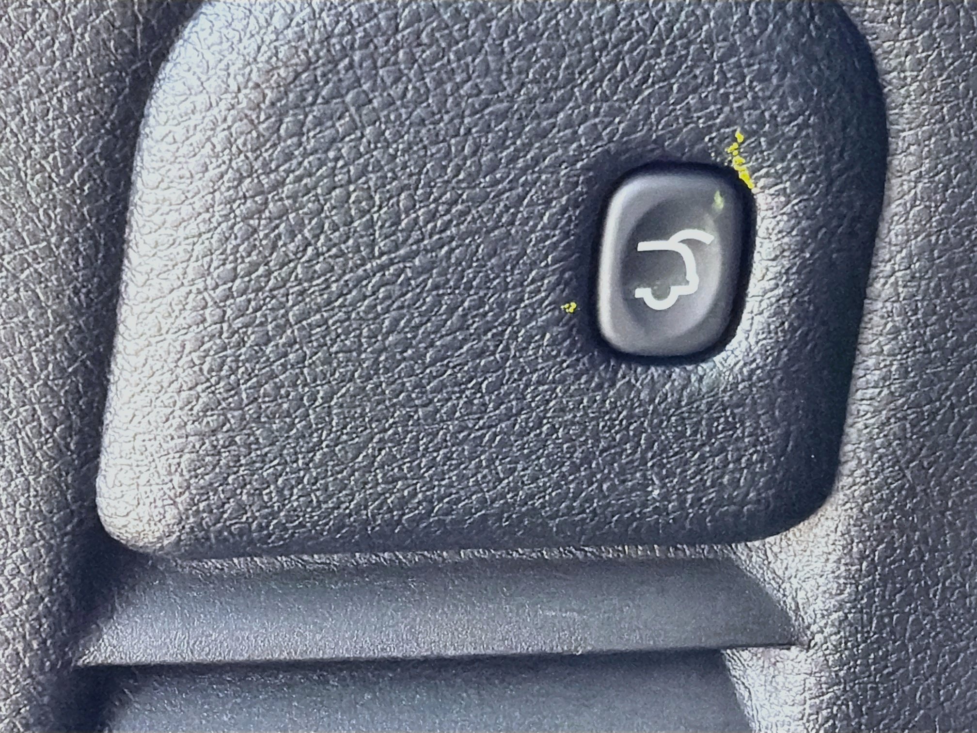 Used 2025 Dodge Durango GT AWD/4WD image 13
