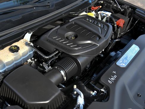 Used 2024 Jeep Wagoneer L Series II RWD image 58