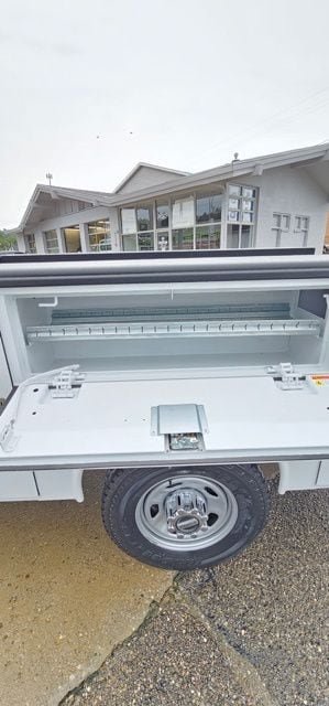 New 2025 Ford F350 XL w/ XL Chrome Package AWD/4WD image 9