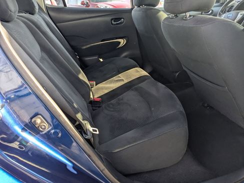 Used 2016 Nissan Leaf SV w/ Premium Package image 29