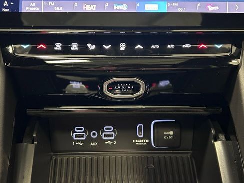 New 2026 Jeep Grand Cherokee L Summit AWD/4WD image 17